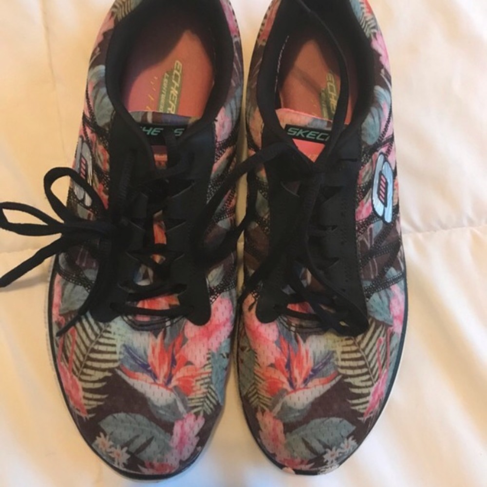 Floral Skechers Size 10